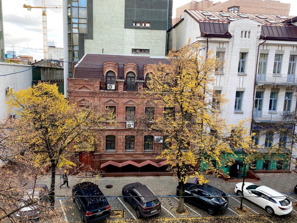 Історія Міста В Сучасності Завжди Зі Світлом Dnipro Exterior foto
